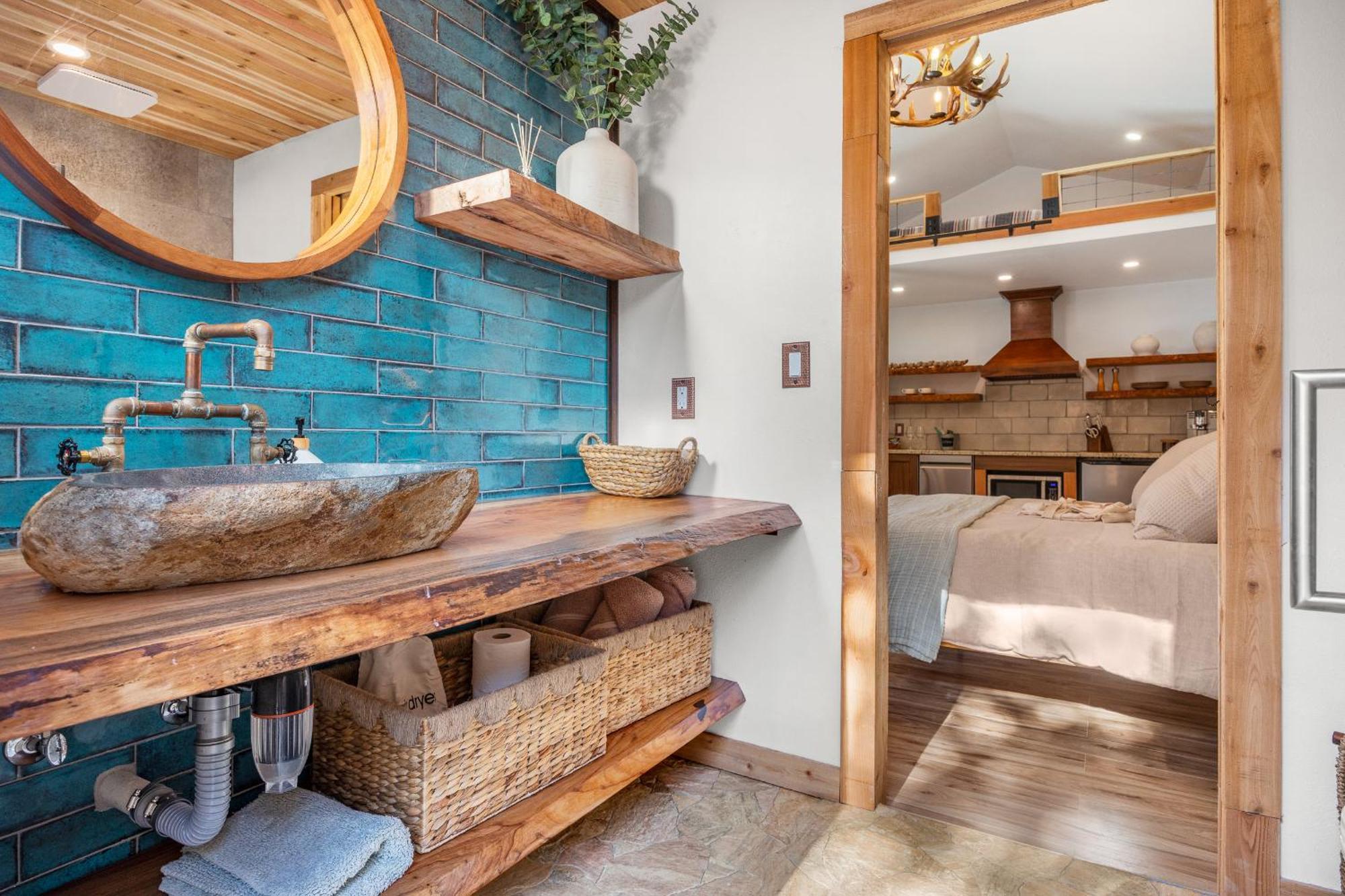 Romantic Luxury Retreat Hot Cold Pool & Sauna Уимберли Экстерьер фото