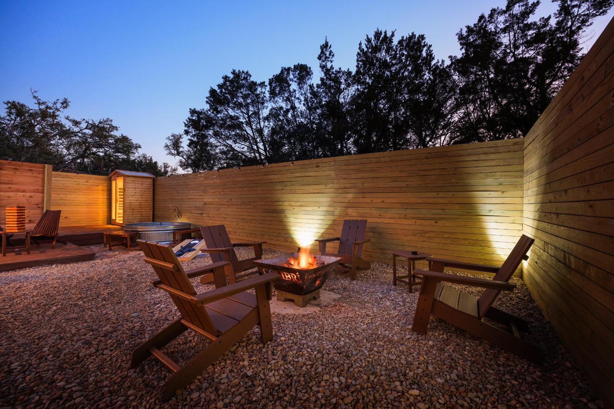 Romantic Luxury Retreat Hot Cold Pool & Sauna Уимберли Экстерьер фото